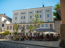 Art Hotel & Hostel, hotel in Passau