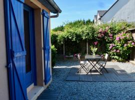 Suite à 800m de la plage, B&B in Saint-Lunaire