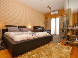 Studio Apartment Porto Gaia (Arrabida), hotel berdekatan Pusat Membeli-belah Arrabida, Vila Nova de Gaia