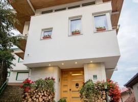 Residence Mahala - Boutique Guesthouse near Baščaršija, ξενοδοχείο στο Σαράγεβο