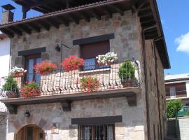 Casa Rural el Sastre, hotel económico en Navaleno