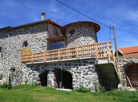 Gite La Tourterelle, hotel i Le Brignon