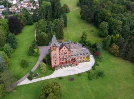 Gästehaus Schloss Saareck โรงแรมในเมทท์ลาค