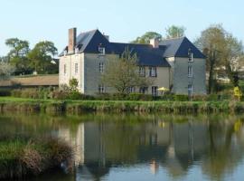 B&B L'Atelier du Presbytère, hotel u gradu Saint-Maugan