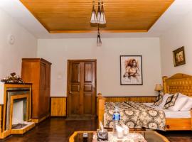 Pine Top Hotel Murree, מלון במורי