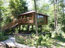 Porumbacu Treehouse, hotel in Porumbacu de Sus
