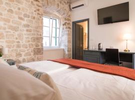 Mediterraneo Luxury Rooms, hotel a Šibenik