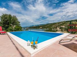 Vacation Home Uni, hotel v destinaci Obrovac