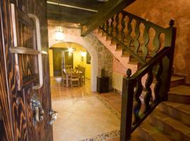 Casas Herrenales de Ulaca – hotel dla rodzin w mieście Villaviciosa