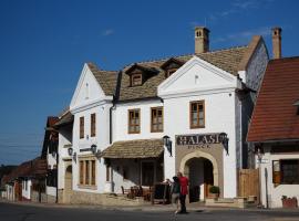 Halasi Pince Panzió, hotell sihtkohas Villány