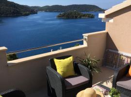 Apartments Ladesta, готель у місті Lastovo