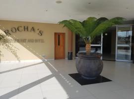Rocha's Hotel, семейный отель в городе Oshakati