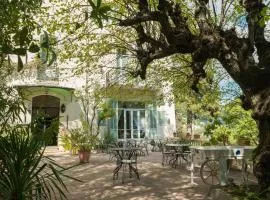 Logis Hôtel La Bellaudière