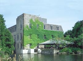 Millcroft Inn & Spa, property with onsen in Alton