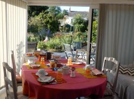 Chez Marie, kjæledyrvennlig hotell i Cercy-la-Tour