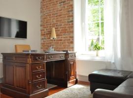 BE WELL 3-Rooms Apartment with Parking and Garden, hotel perto de O'Higgins Park, Varsóvia