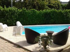 L'Etape, Bed & Breakfast in Vayres