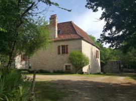 Gite de Souilhol, vacation home in Issendolus