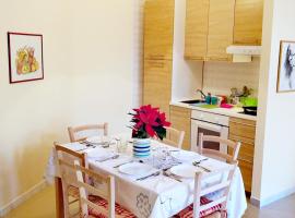 Brezzolina Apartment with parking, hotel em Bitonto