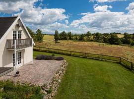 Pedersminde Guesthouse, hotel in Fredensborg