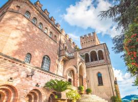 Castello Di Mornico Losana, hotel con piscina a Mornico Losana