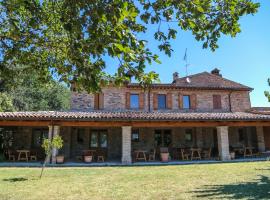 Agriturismo La Caputa, hotel con parking en Urbania