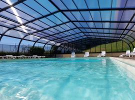 Camping La Grappe Fleurie, hotel v destinaci Fleurie