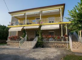 Apartment in Starigrad-Paklenica 6861, Hotel in Punta