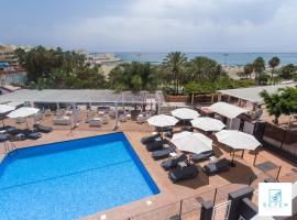 Apartamentos Seven Village, hotel near Benalmadena Puerto Marina, Benalmádena