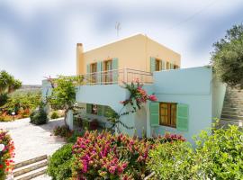 Athena Villas Olive Grove & Estate, country house in Gouves