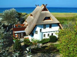 Haus Windhook, cabaña o casa de campo en Dierhagen