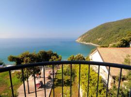 Hotel Residence Mondial, hotel en Moneglia