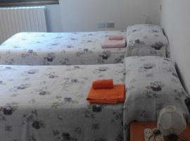 Casa Livia Maria, budgethotel i Teglio