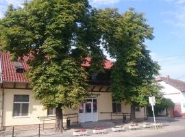 Bordany Hostel – hostel w mieście Bordány