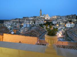 Antica Dimora Storica La Finestra Sul Campanile, holiday home in Matera