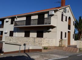 Apartments Orlić, Hotel in Sali