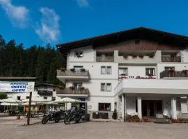 Hotel Paradiso
