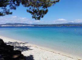 Apartamento A Laxe, hotel di Isla de Arosa