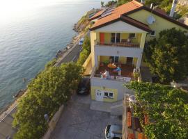 Accommodation Salvia, hotel sa parkingom u gradu Sveti Juraj