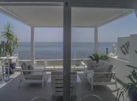 Beach-Front Bahia Dorada