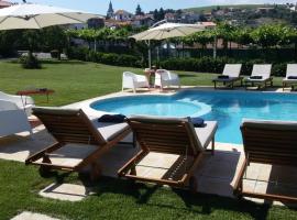 Casa Castedo do Douro، فندق في Castedo