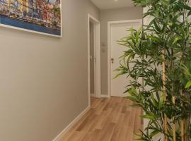 Oporto Bernardes Studios - Heroísmo