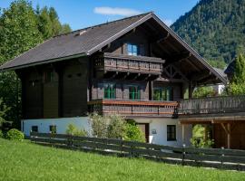 Ausseer Chalet (nahe Hallstatt), Ferienhaus, brunarica v mestu Bad Aussee