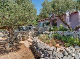 Holiday home Nikol, hotel v destinaci Veli Lošinj