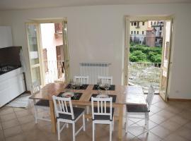 residenza la roggia – apartament w mieście Varallo