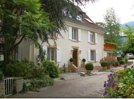 Landhaus Weilertal, guesthouse kohteessa Badenweiler