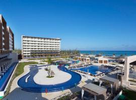 Royalton Blue Waters Montego Bay, An Autograph Collection All-Inclusive Resort, dvalarstaður í Falmouth