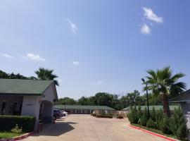 Haltom Inn Fort Worth, motel u gradu 'Fort Worth'