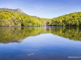 Hostal l'Avet Blau: Santa Fe de Montseny'de bir hostel