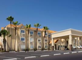 Best Western Beachside Inn, hotel near Dolphin Research and Sea Life Nature Center, South Padre Island